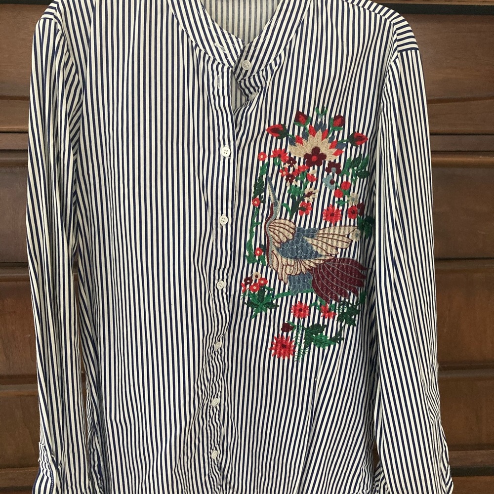 Zara striped button down with embroidery - Picture 2 of 4